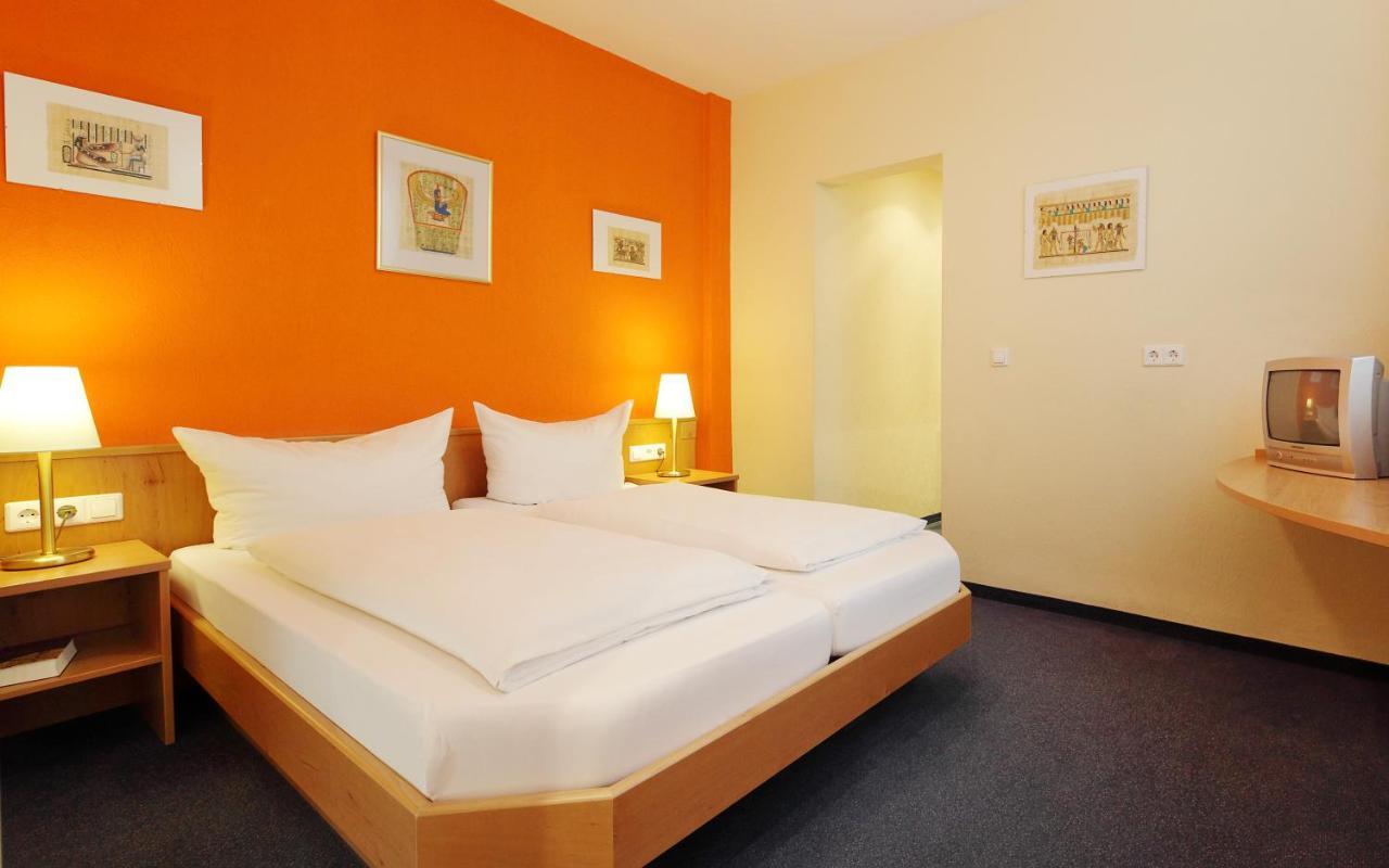 Hotel Zum Goldenen Mann Rastatt Exteriér fotografie