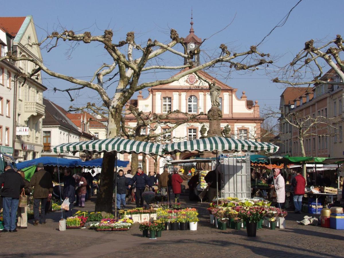 Hotel Zum Goldenen Mann Rastatt Exteriér fotografie